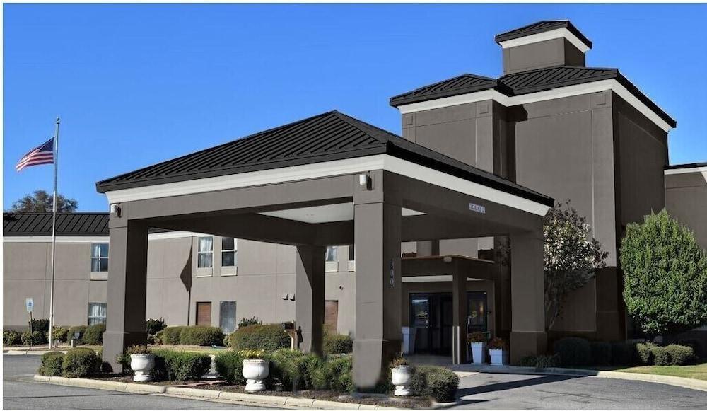 Country Inn & Suites By Radisson, Dunn, Nc Экстерьер фото
