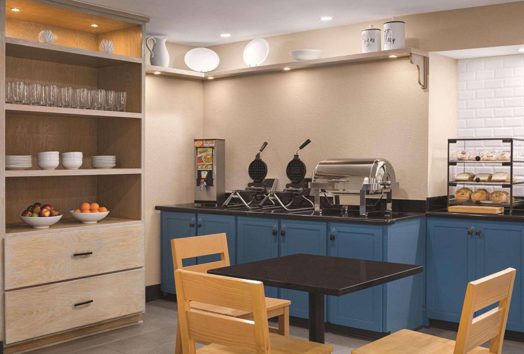 Country Inn & Suites By Radisson, Dunn, Nc Экстерьер фото