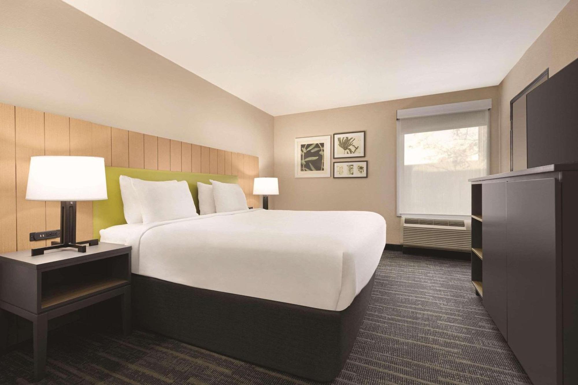 Country Inn & Suites By Radisson, Dunn, Nc Экстерьер фото